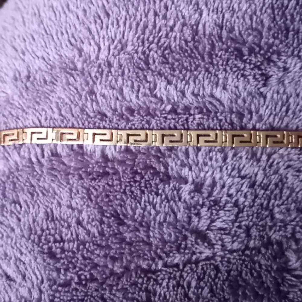Yellow gold braclet